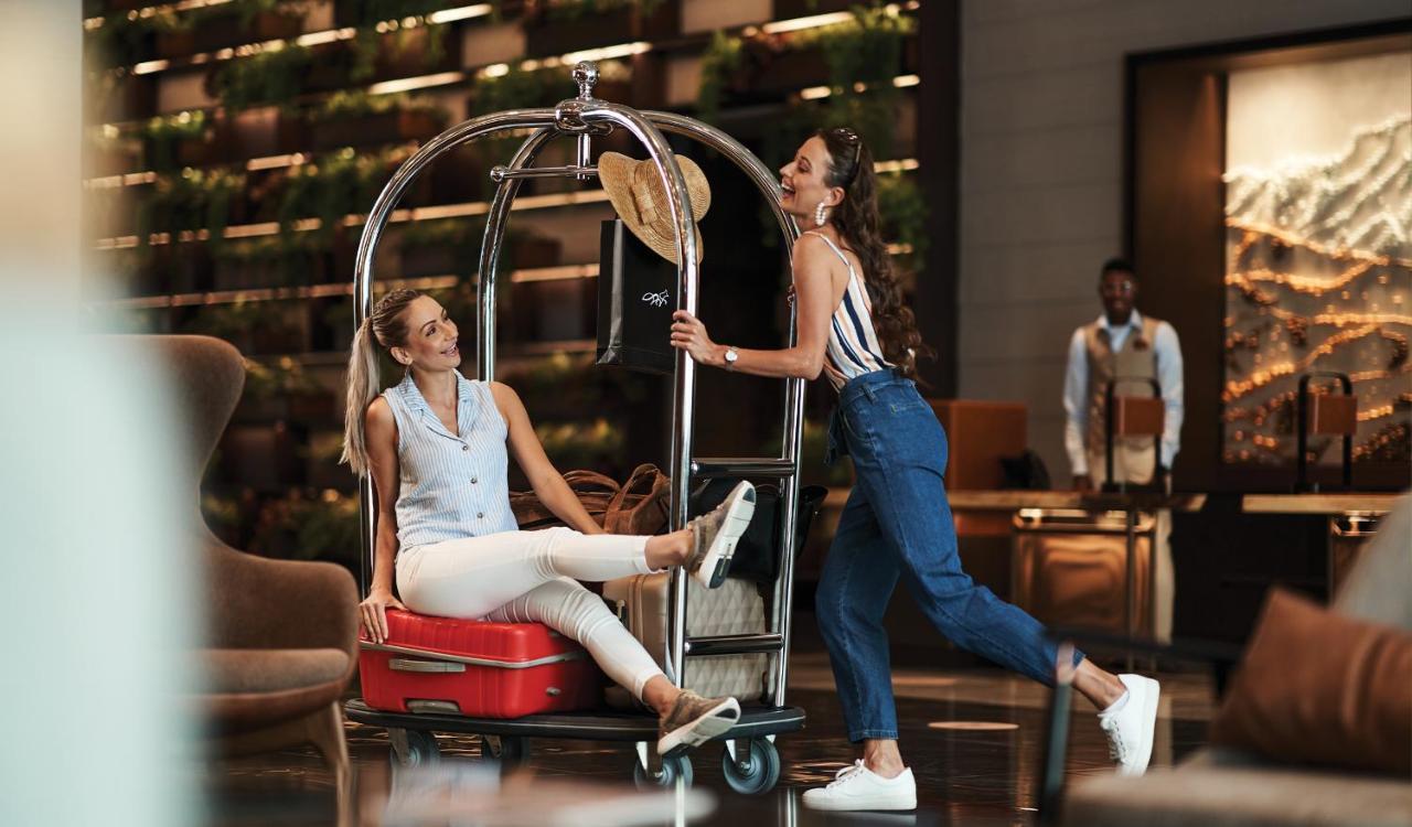 Revier Hotel Дубай Екстериор снимка
