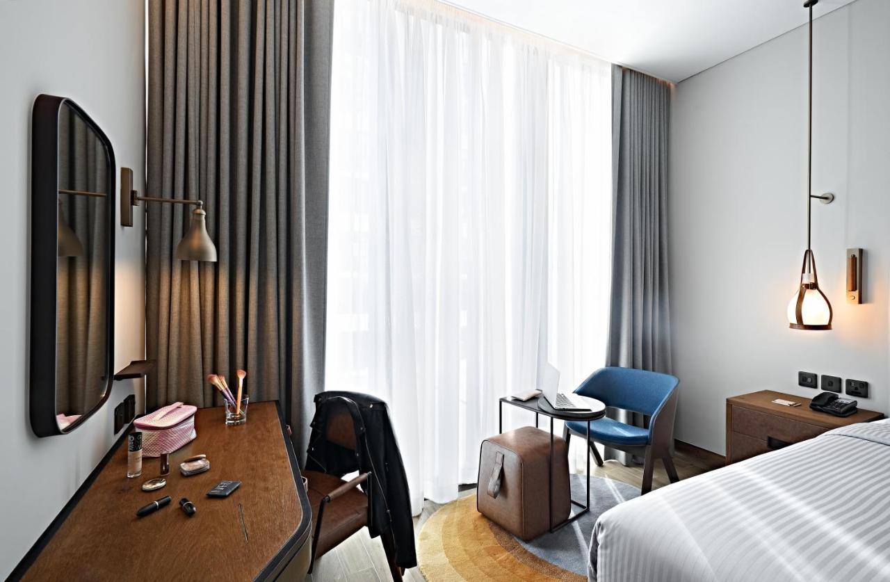 Revier Hotel Дубай Екстериор снимка